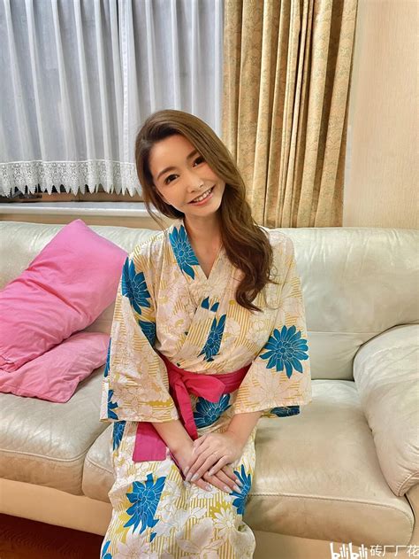 Bokepseks Ryo Ayumi Dientot 3 Pria Nakal .